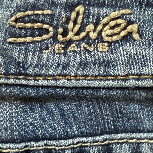 🔥 SILVER JEANS Aiko Slim Low-Rise Jeans Size 28 👖 - Picture 6 of 14